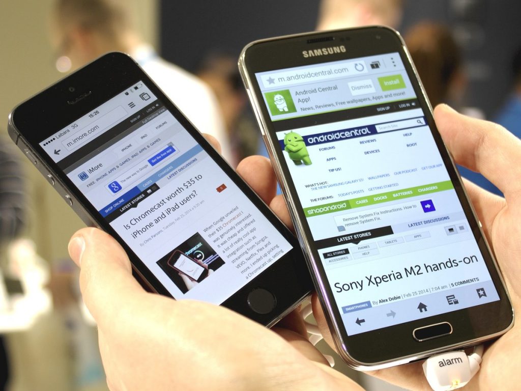 Penjualan samsung vs iphone