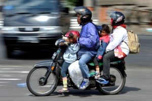 Pelanggaran lalu lintas sepeda motor